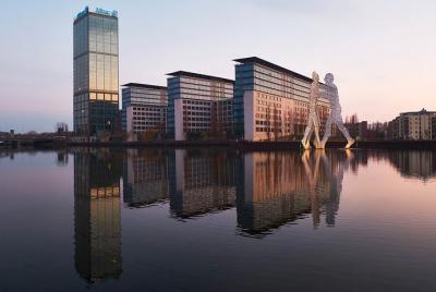 Berlin Architecture/River Spree Full Day Photography Tour Berlin Architecture/River Spree Full Day Photography Tour