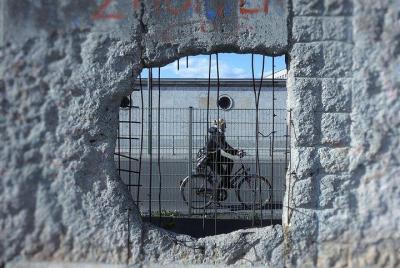 Explore The Berlin Wall: Cold War Berlin and Behind the Berlin Wall Explore The Berlin Wall: Cold War Berlin and Behind the Berlin Wall