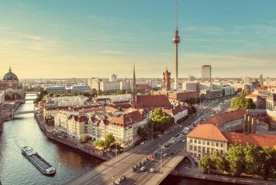 Private Tour Guide Berlin with a Local: Kickstart your Trip, Personalized Private Tour Guide Berlin with a Local: Kickstart your Trip, Personalized