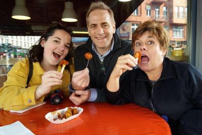 East Meets West: Kreuzberg and Neukölln Walking Food Tour in Berlin East Meets West: Kreuzberg and Neukölln Walking Food Tour in Berlin