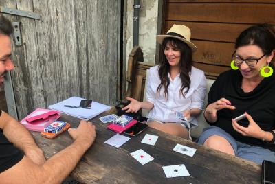 Learn Magic and Mindreading like a Pro Learn Magic and Mindreading like a Pro