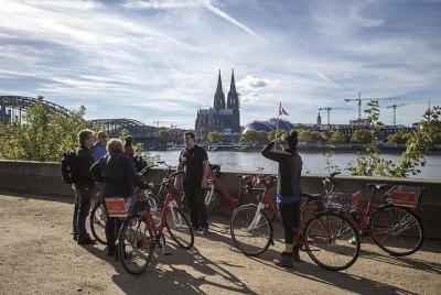 Private-Group Bike Tour of Cologne with Guide Private-Group Bike Tour of Cologne with Guide