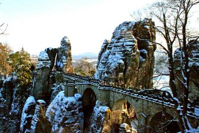 Best of Bohemian and Saxon Switzerland Day Trip from Dresden- Winter Tour Best of Bohemian and Saxon Switzerland Day Trip from Dresden- Winter Tour