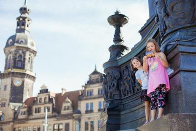 Children Children's scavenger hunt through the old town of Dresden