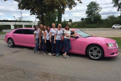 1 hour limousine sightseeing ride in Cologne 1 hour limousine sightseeing ride in Cologne