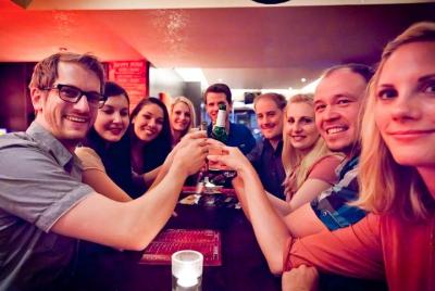 4-Hour Pub Crawl Tour in Dusseldorf including Drinks 4-Hour Pub Crawl Tour in Dusseldorf including Drinks
