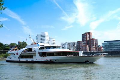 Düsseldorf Sightseeing round-trip Cruise Düsseldorf Sightseeing round-trip Cruise