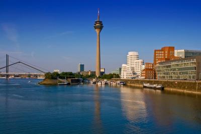 Private Arrival Transfer: Dusseldorf Train Station Private Arrival Transfer: Dusseldorf Train Station