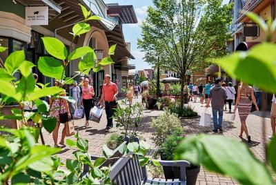 Romantic Road Day Trip from Frankfurt to Wertheim Village Outlet 