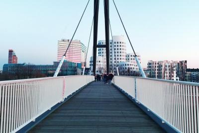 Private Airport Transfer: Dusseldorf International Airport (DUS) to Dusseldorf Private Airport Transfer: Dusseldorf International Airport (DUS) to Dusseldorf