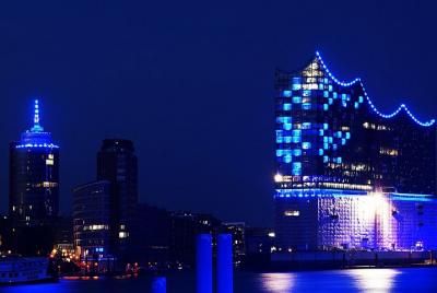 Private City Tour in Hamburg for Incentive Groups 6 to 45 Passeng Private City Tour in Hamburg for Incentive Groups 6 to 45 Passeng
