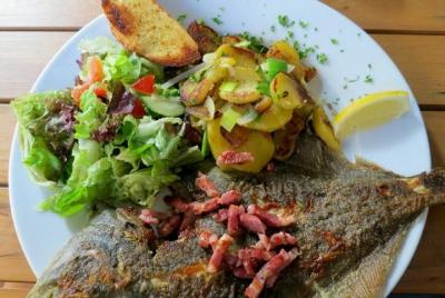 Hamburg Private Food Tours with a Local: 100% Personalized ★★★★★ Hamburg Private Food Tours with a Local: 100% Personalized ★★★★★