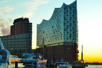 Elbphilharmonie Plaza Tour Elbphilharmonie Plaza Tour