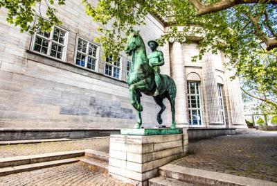 Discover Hamburg’s Art and Culture with a Local Discover Hamburg’s Art and Culture with a Local