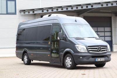 Airport Transfer Luxury Van 8-seater Airport Transfer Luxury Van 8-seater