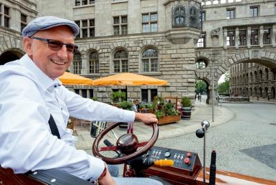 first electrical carriage in town - guided City Tours - Leipzig  first electrical carriage in town - guided City Tours - Leipzig