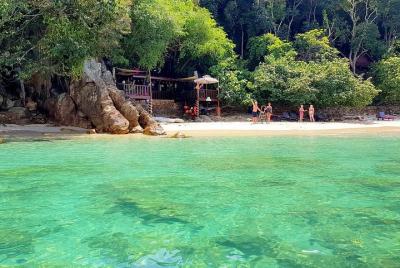 Pulau Kapas Snorkeling Trip from Kuala Terenganu Pulau Kapas Snorkeling Trip from Kuala Terenganu