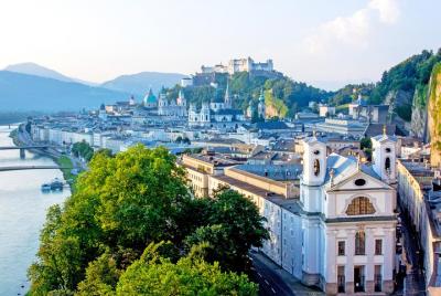 Full-Day Salzburg City and Lake District Private Tour from Munich 