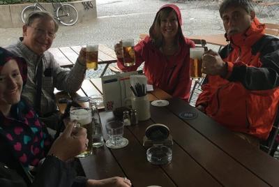 Lunch Like A Local - Viktualienmarkt Tour PLUS - all inclusive