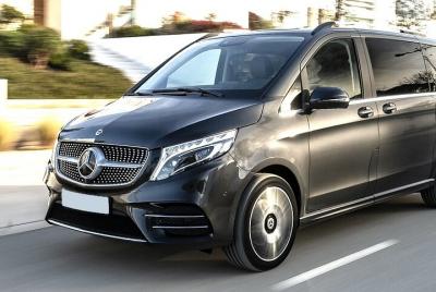 Munich Airport Transfer: Munich Airport MUC to Munich City in Luxury Van