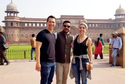 Overnight Taj Mahal Sunrise Tour from Mumbai with Round-Trip Flight  Overnight Taj Mahal Sunrise Tour from Mumbai with Round-Trip Flight