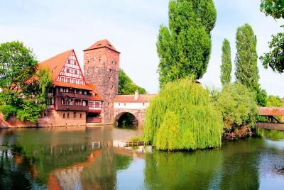 Nuremberg Private Walking Tour with Medieval Old Town and Nazi Ra