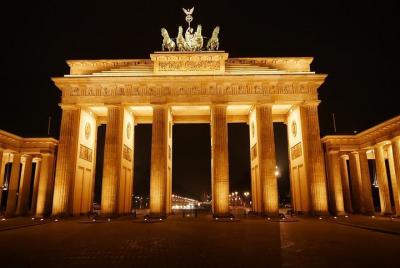 Arrival Private Transfer Berlin Brandenburg BER to Berlin City by Luxury Van Arrival Private Transfer Berlin Brandenburg BER to Berlin City by Luxury Van