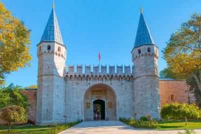 Topkapi Palace and Hagia Irene Church Guided Visit Topkapi Palace and Hagia Irene Church Guided Visit