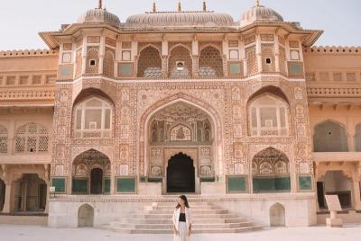 Classical Forts and Palaces Tour Classical Forts and Palaces Tour