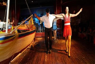 Cretan Evening Music Food Dancing