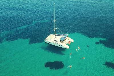 Best of Halkidiki Private Full-Day Cruise with Catamaran Best of Halkidiki Private Full-Day Cruise with Catamaran