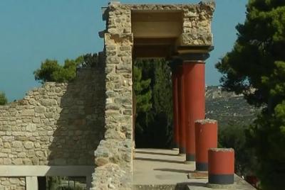 Guided Tour to Knossos Palace & Heraklion Guided Tour to Knossos Palace & Heraklion