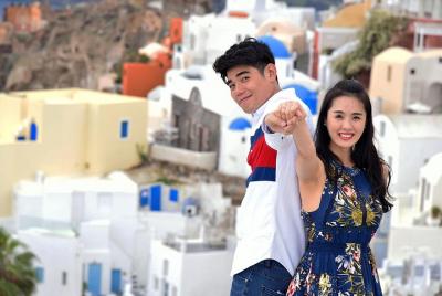 Santorini Private Group Tour up to 7 guests for 6 hours