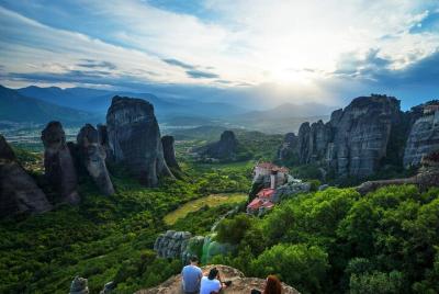 Meteora's Wonder - Sightseeing Tour
