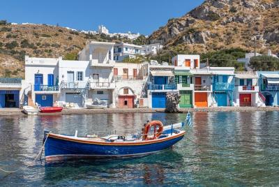 4-Hour Boat Tour to Kleftiko from Milos with a Traditional Wooden 4-Hour Boat Tour to Kleftiko from Milos with a Traditional Wooden