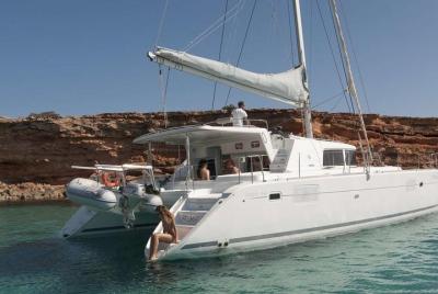Luxury Catamaran Semi private cruise with meals & drinks and transportation.