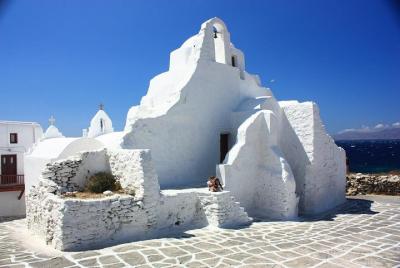 Walking Like A Local - Tour in Chora - Up to 1.30 hour Walking Like A Local - Tour in Chora - Up to 1.30 hour