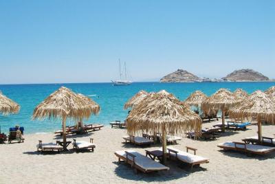Famous Beaches and Bars - Duration 4 Hours  Famous Beaches and Bars - Duration 4 Hours