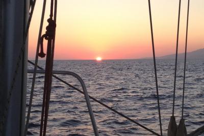 Mykonos Alternative and Adult Only Sunset Sailing Aperitivo Cruise Mykonos Alternative and Adult Only Sunset Sailing Aperitivo Cruise
