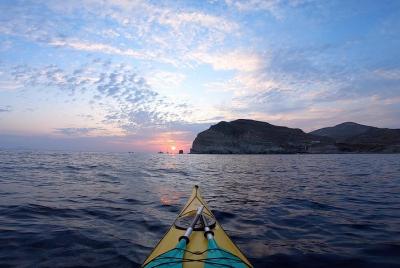 Small Group - 5 hours -Santorini Kayak Adventure with Picnic & Su
