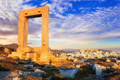 Naxos Island Tour from Paros (French speaking escort)
