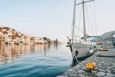 Single day Sail boat cruise with swimming, snorkeling, drinks and snacks Single day Sail boat cruise with swimming, snorkeling, drinks and snacks