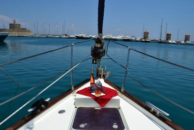 Deluxe Sailing Deluxe Sailing