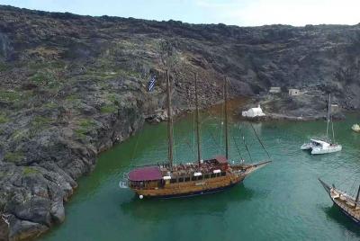 Royalty Volcano & Hot Springs Tour Royalty Volcano & Hot Springs Tour