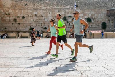 Jerusalem Running Tour-Experience the unique vibes of Jerusalem i Jerusalem Running Tour-Experience the unique vibes of Jerusalem i