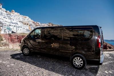 Private Transfer via Lux 8seats Minivan - Santorini Port to Santo