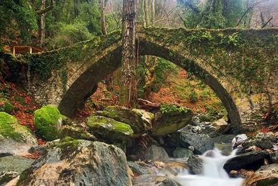 Pelion - The home of Centaurus Pelion - The home of Centaurus