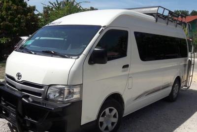 Round-Trip VIP Private Transfer to Tikal from Flores Round-Trip VIP Private Transfer to Tikal from Flores