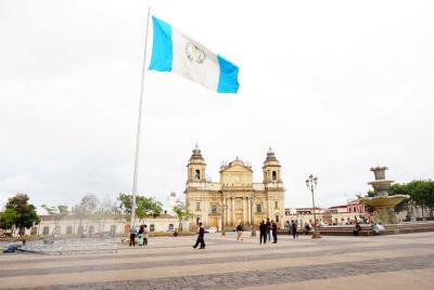 Shared shuttle - Panajachel to Guatemala City (airport) Shared shuttle - Panajachel to Guatemala City (airport)