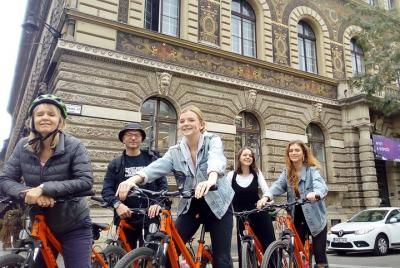 3.5 Hours City Bicycle Tour from Budapest with a Break 3.5 Hours City Bicycle Tour from Budapest with a Break